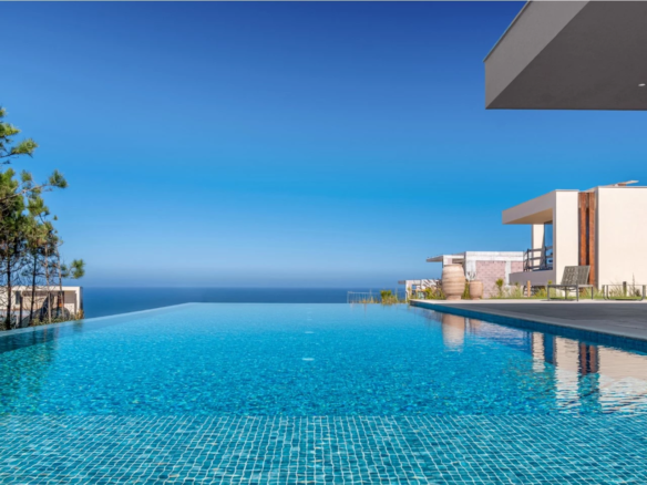 Moradia T4 com Piscina, Jardim e Vista deslumbrante sobre o Mar