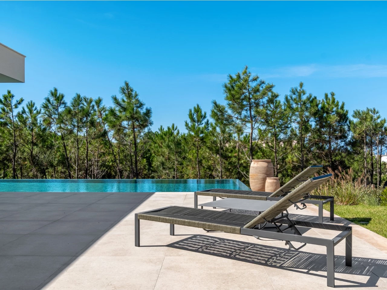 ID7b56da01-0000-0500-0000-00001a760856.jpg Moradia T4 com Piscina, Jardim e Vista deslumbrante sobre o Mar