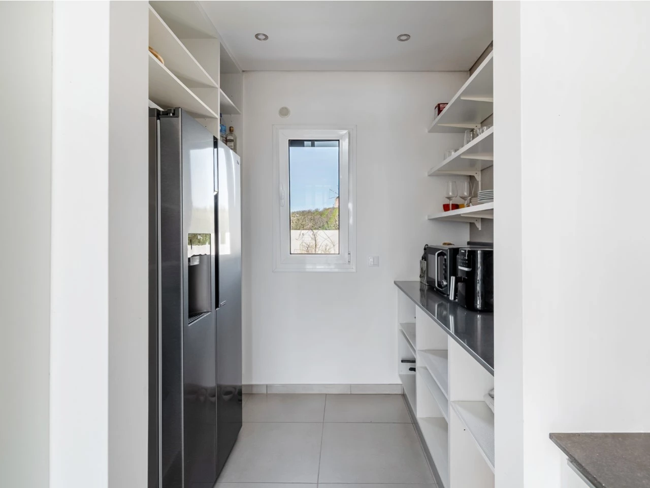 Moradia de luxo rodeada pela natureza inserida em 6920m² de terreno