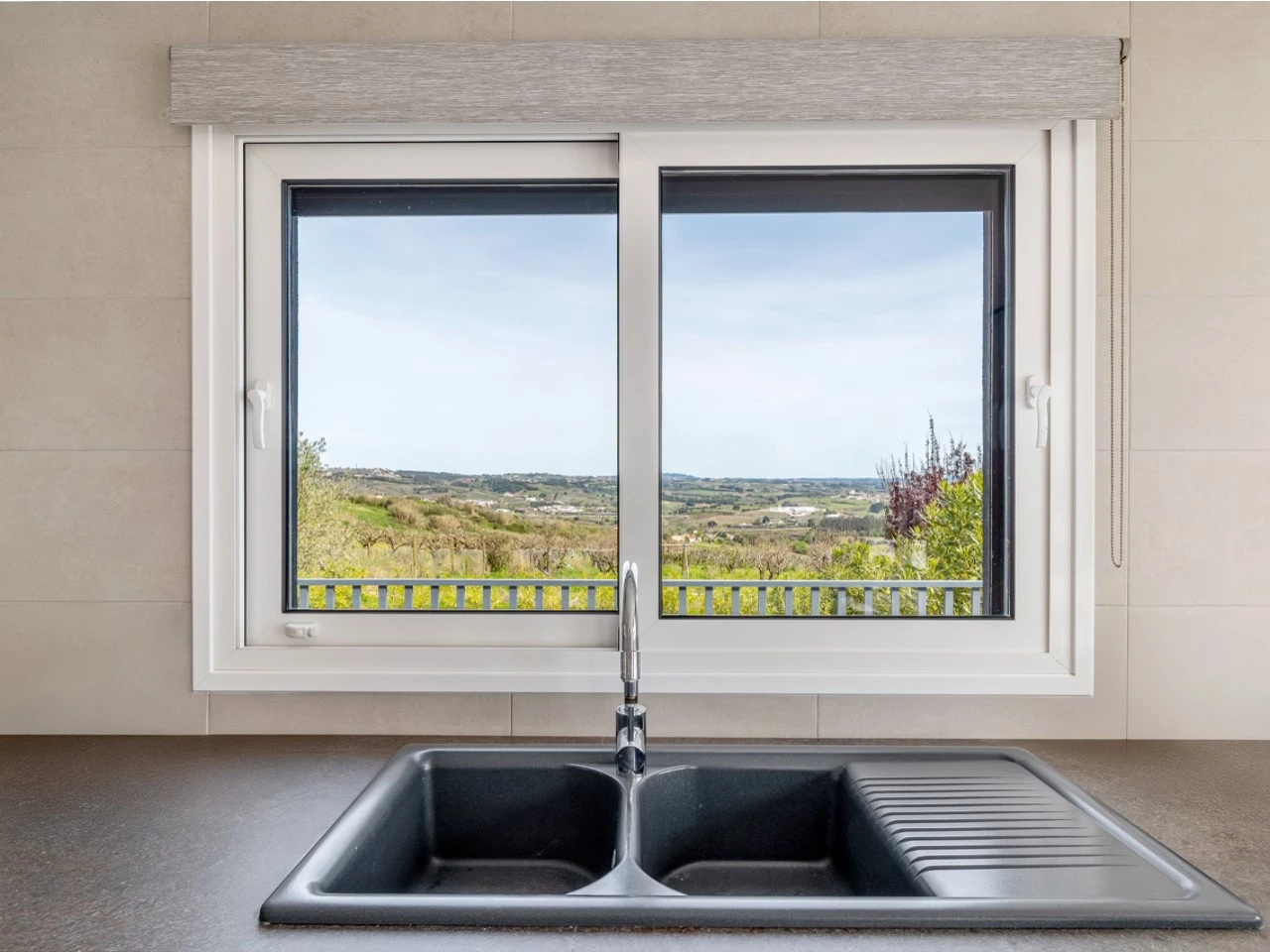 Moradia de luxo rodeada pela natureza inserida em 6920m² de terreno