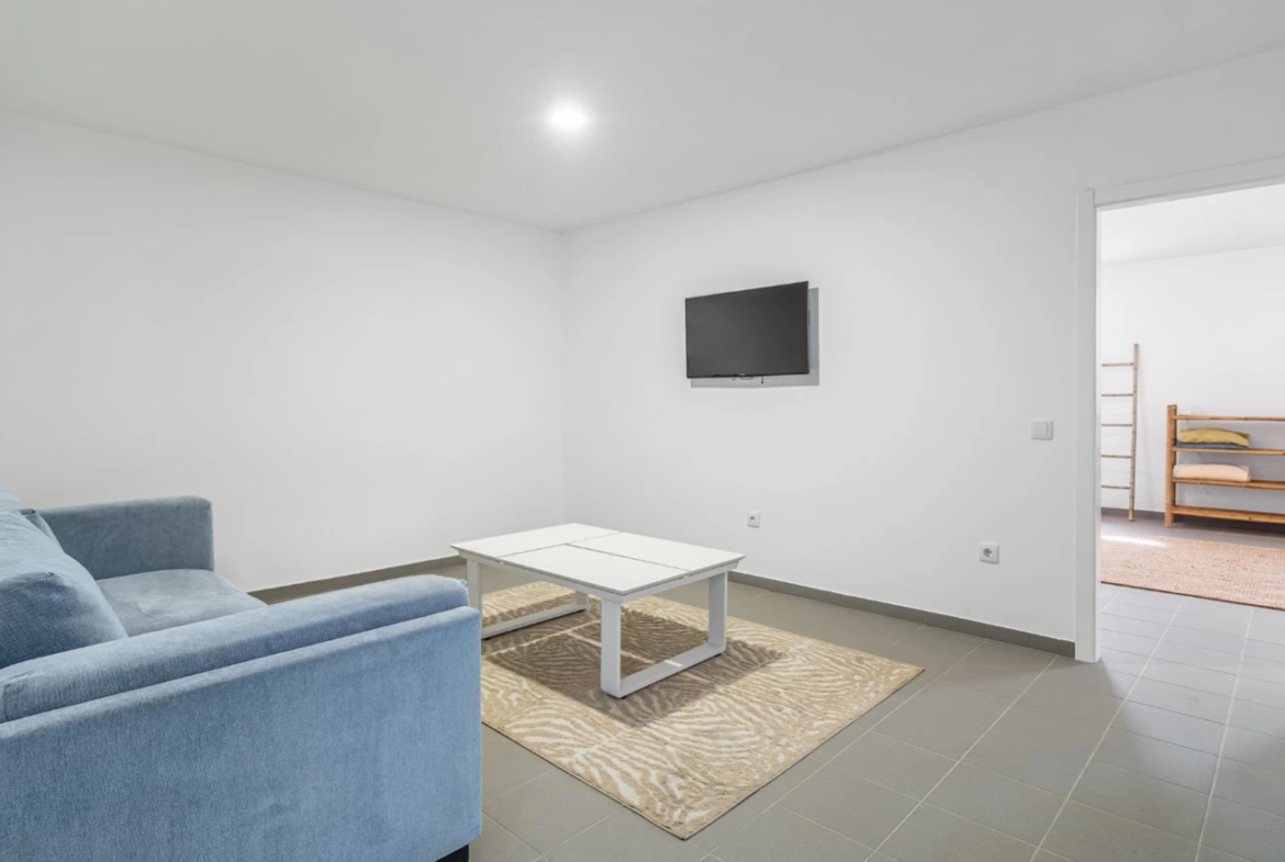 Moradia de luxo rodeada pela natureza inserida em 6920m² de terreno