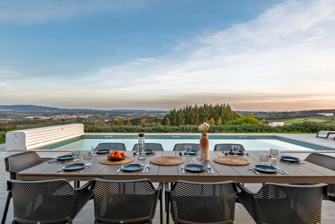 Moradia de luxo rodeada pela natureza inserida em 6920m² de terreno