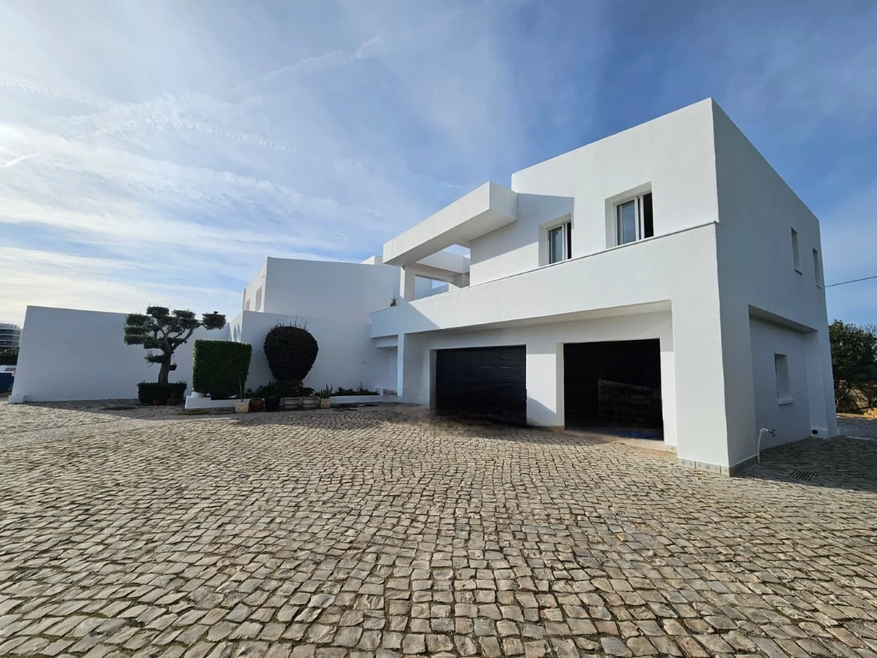 Moradia com 6 quartos, 5.200 m² de terreno e vista mar em Quarteira