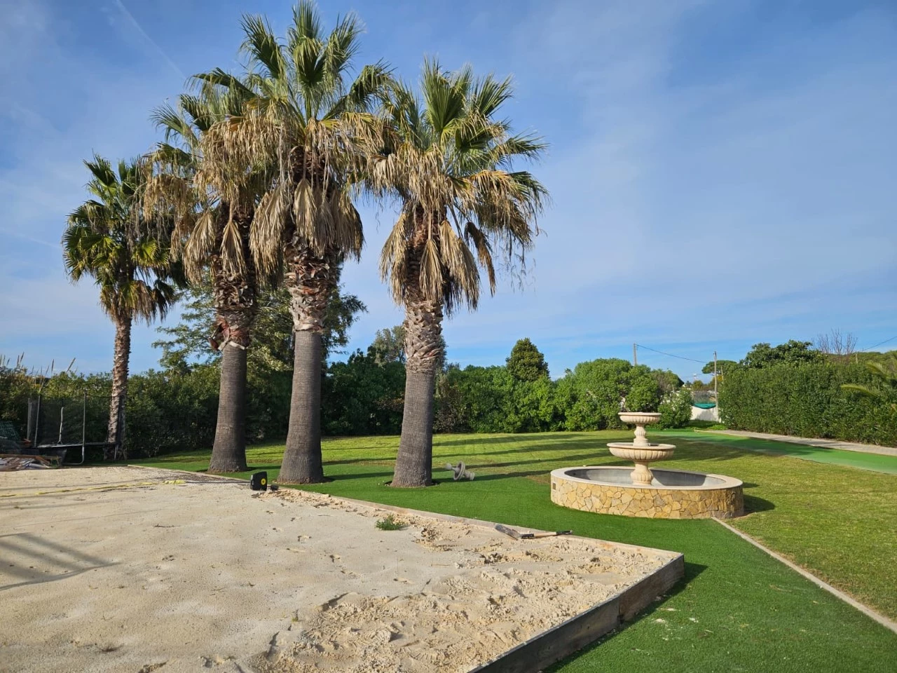 Moradia com 6 quartos, 5.200 m² de terreno e vista mar em Quarteira