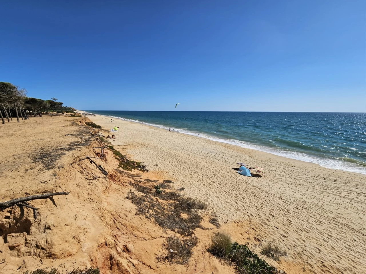 Moradia com 6 quartos, 5.200 m² de terreno e vista mar em Quarteira