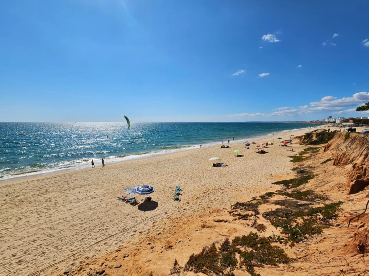 Moradia com 6 quartos, 5.200 m² de terreno e vista mar em Quarteira