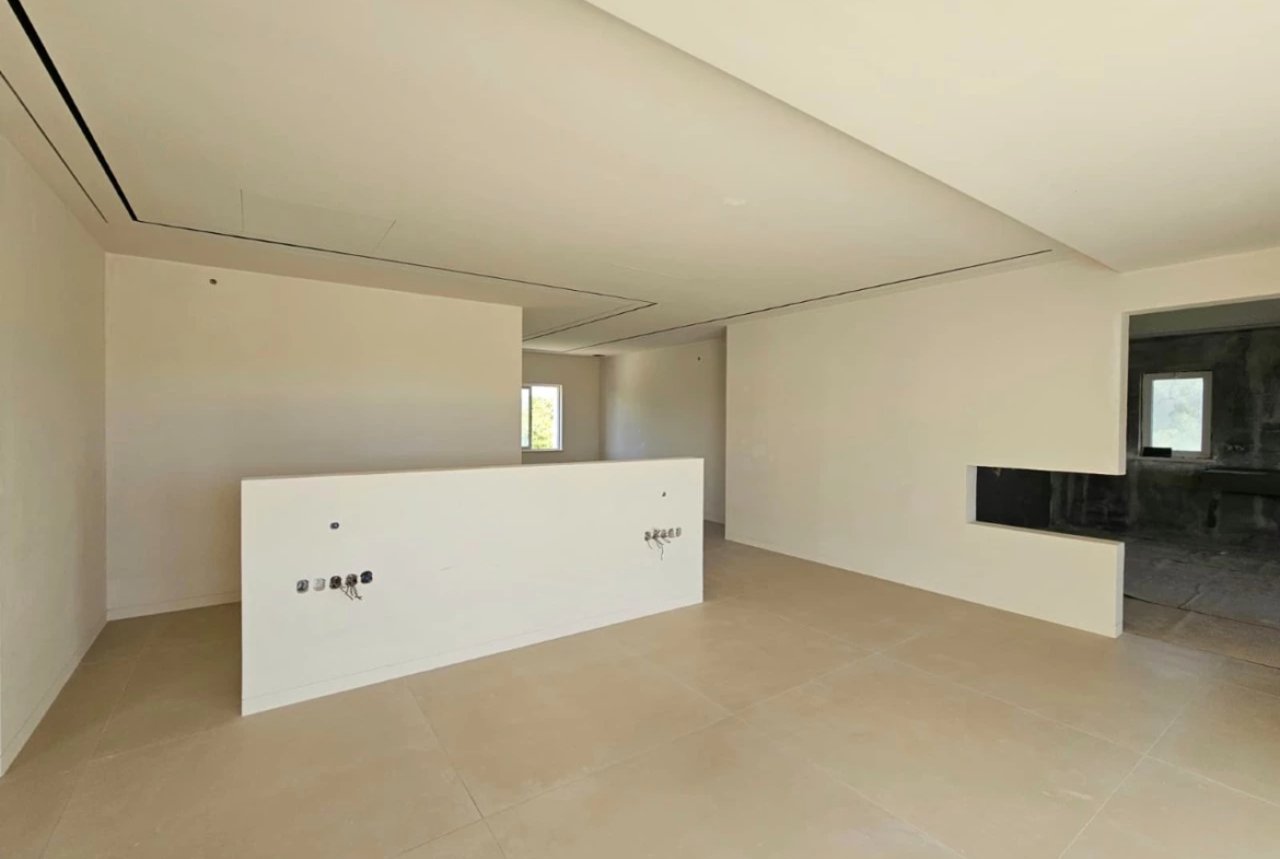 Moradia com 6 quartos, 5.200 m² de terreno e vista mar em Quarteira