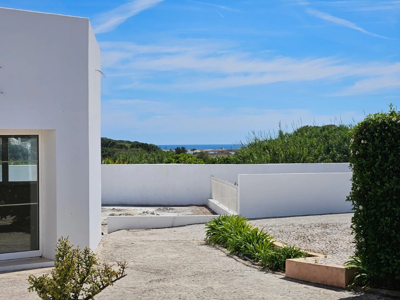 Moradia com 6 quartos, 5.200 m² de terreno e vista mar em Quarteira