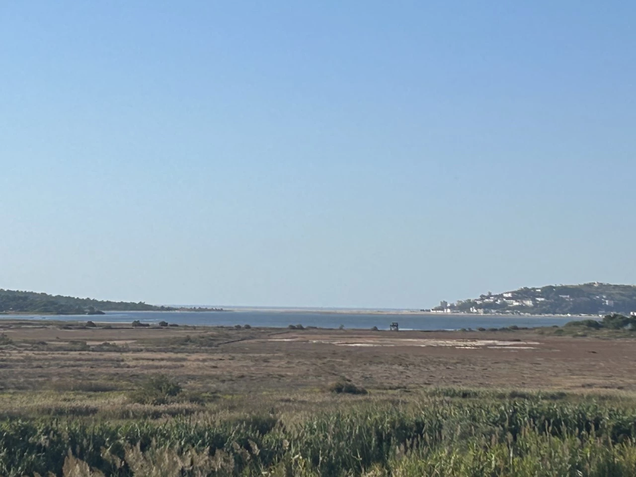 Moradia térrea com vista para a Lagoa de Óbidos e o mar
