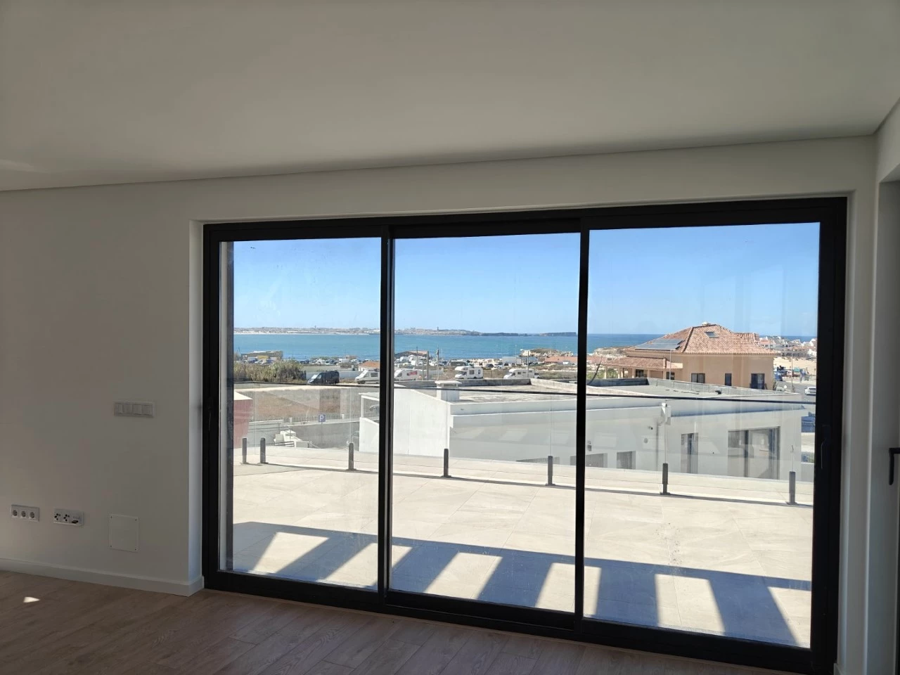 IDe832db01-0000-0500-0000-00001a8748ca.jpg Penthouse T3 de Luxo com Vista Mar junto à praia do Baleal