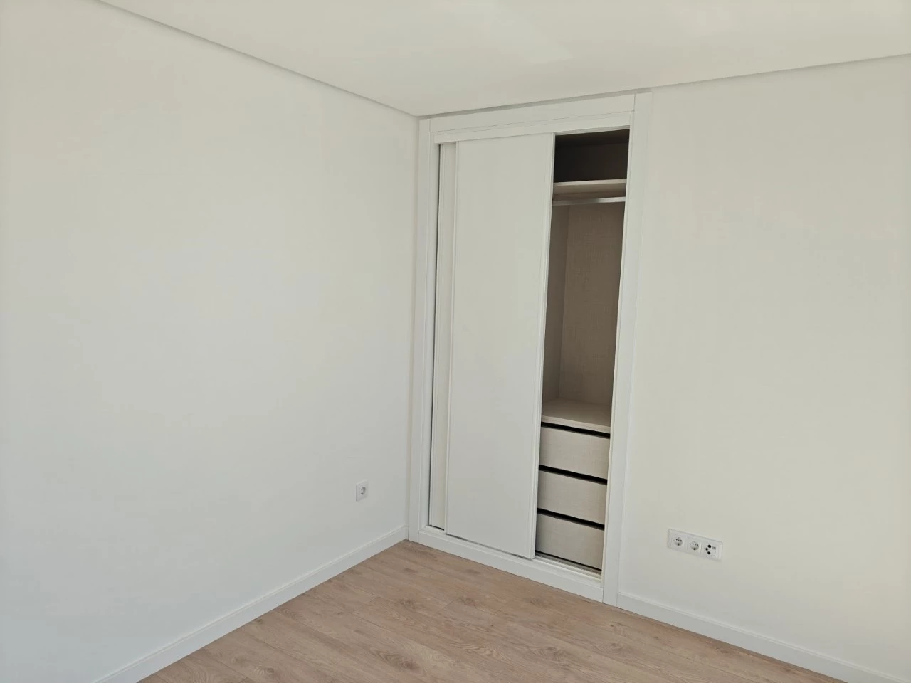 IDe832db01-0000-0500-0000-00001a8748ce.jpg Penthouse T3 de Luxo com Vista Mar junto à praia do Baleal