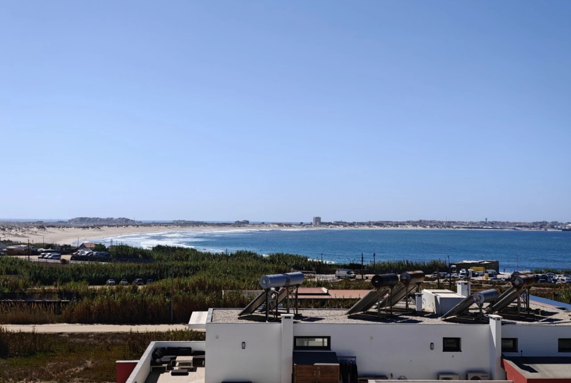 Penthouse T3 de Luxo com Vista Mar junto à praia do Baleal