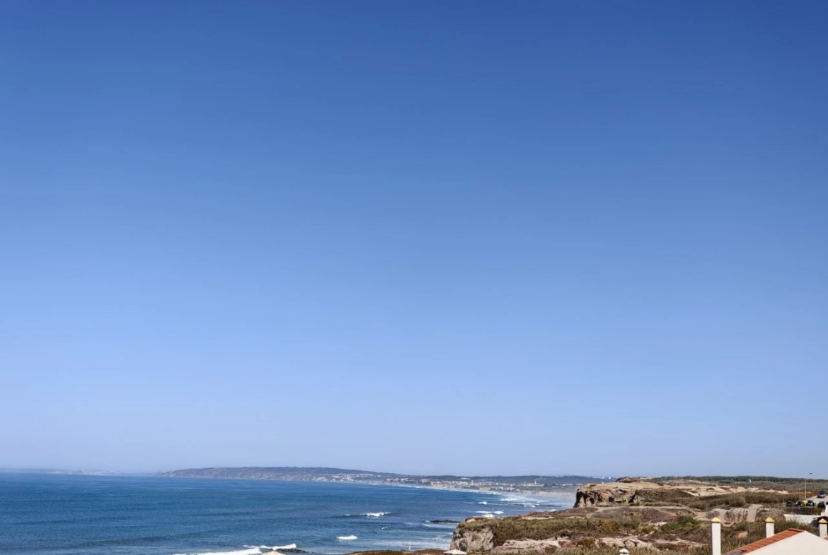 Penthouse T3 de Luxo com Vista Mar junto à praia do Baleal