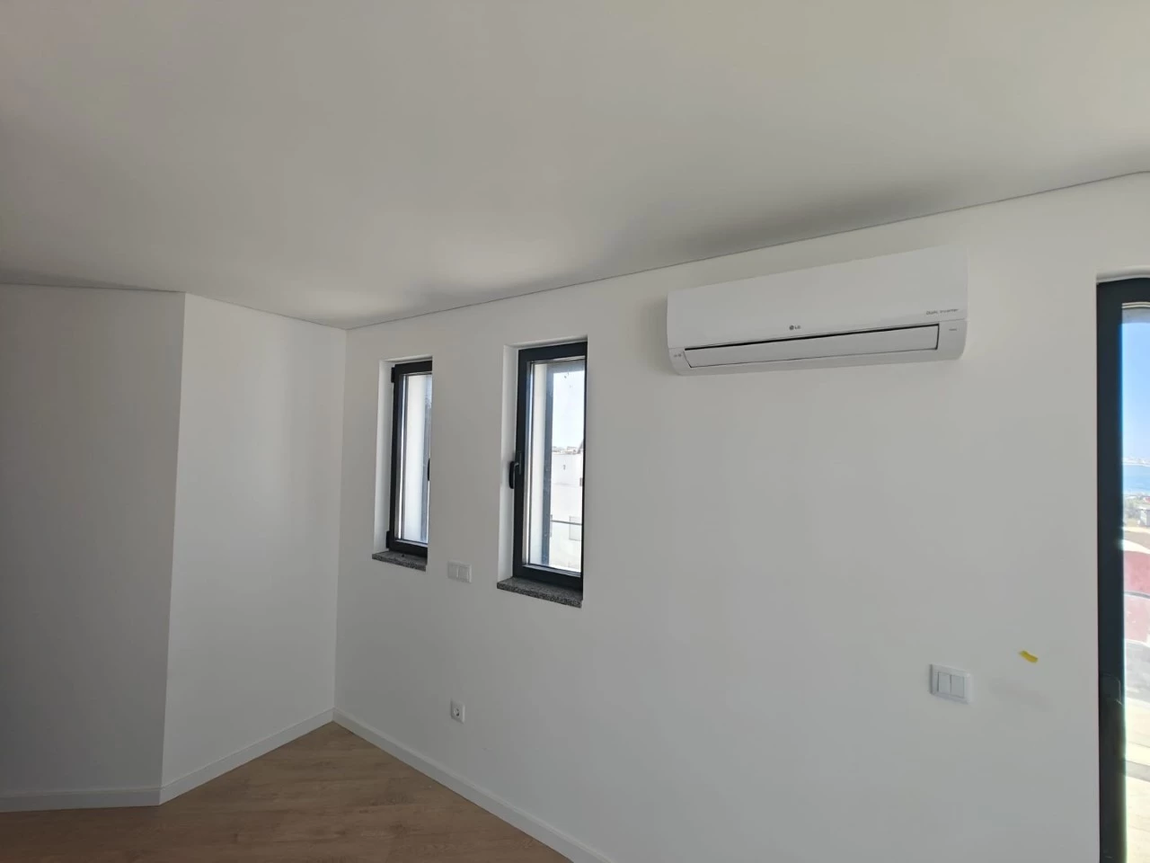 IDe832db01-0000-0500-0000-00001a88ec15.jpg Penthouse T3 de Luxo com Vista Mar junto à praia do Baleal