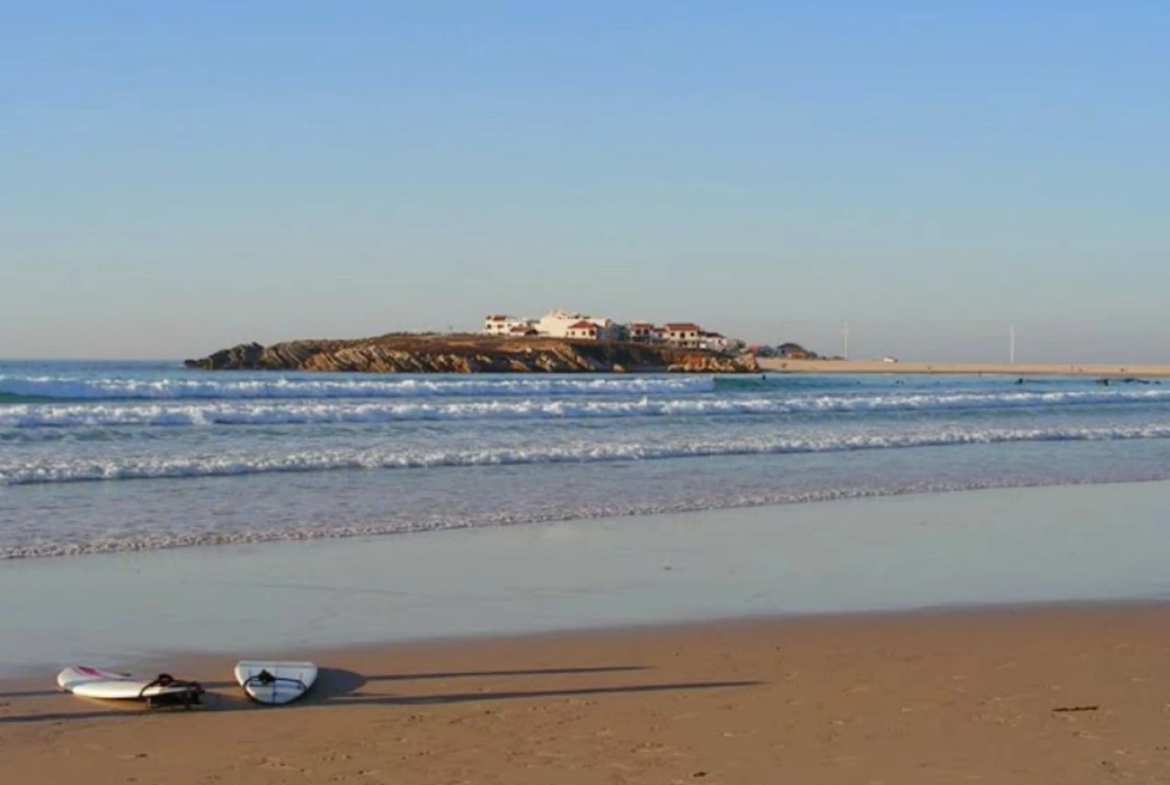 Penthouse T3 de Luxo com Vista Mar junto à praia do Baleal